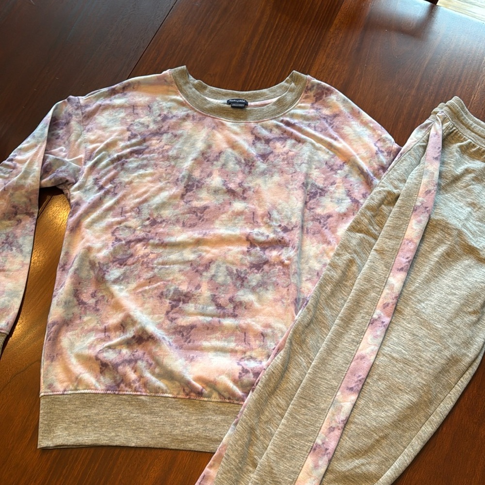 Splendid lounge wear set - cozy and so soft - new condition